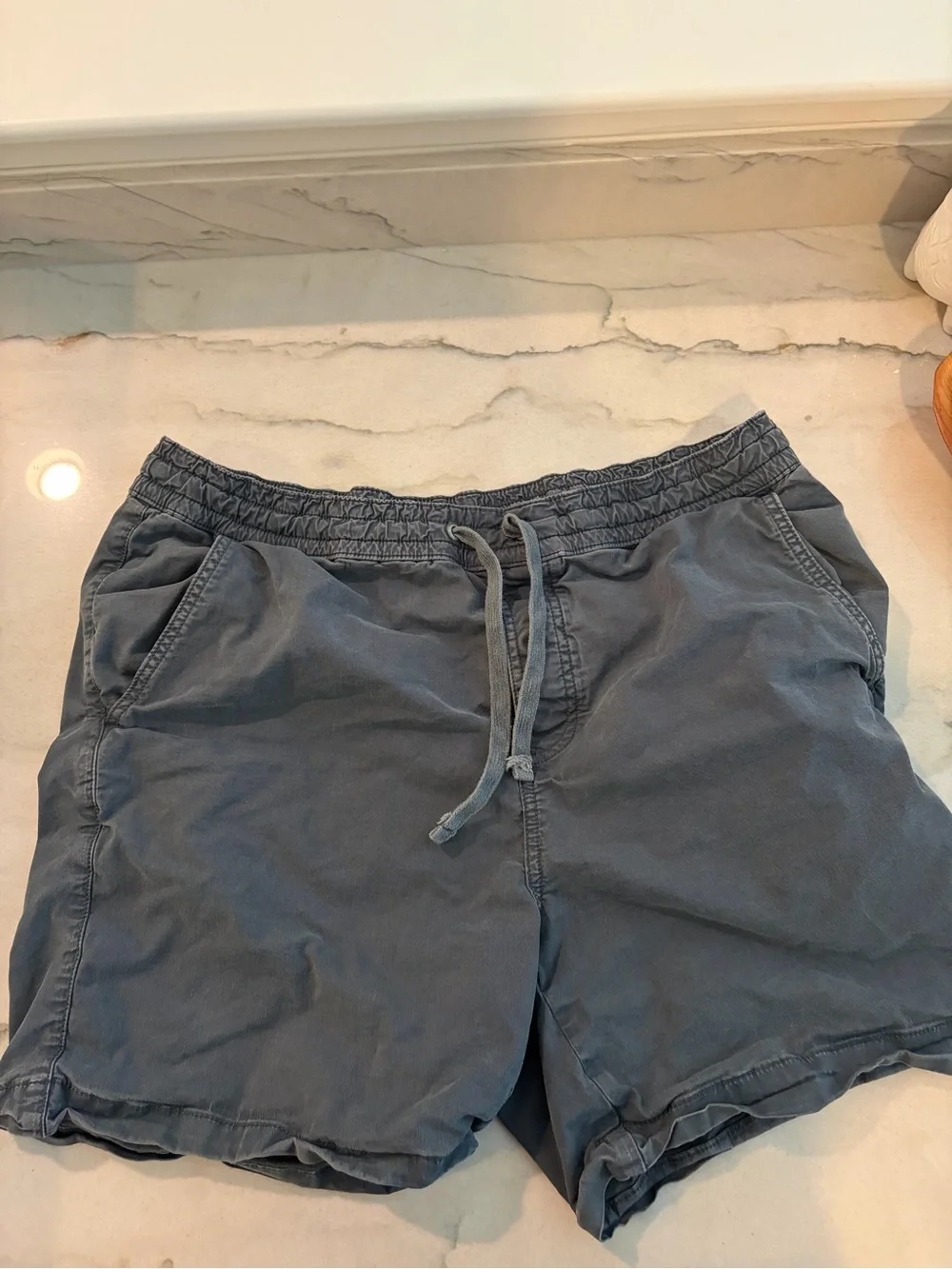 Lucky Brand Men's Elastic Drawstring Shorts - Slate Gray
